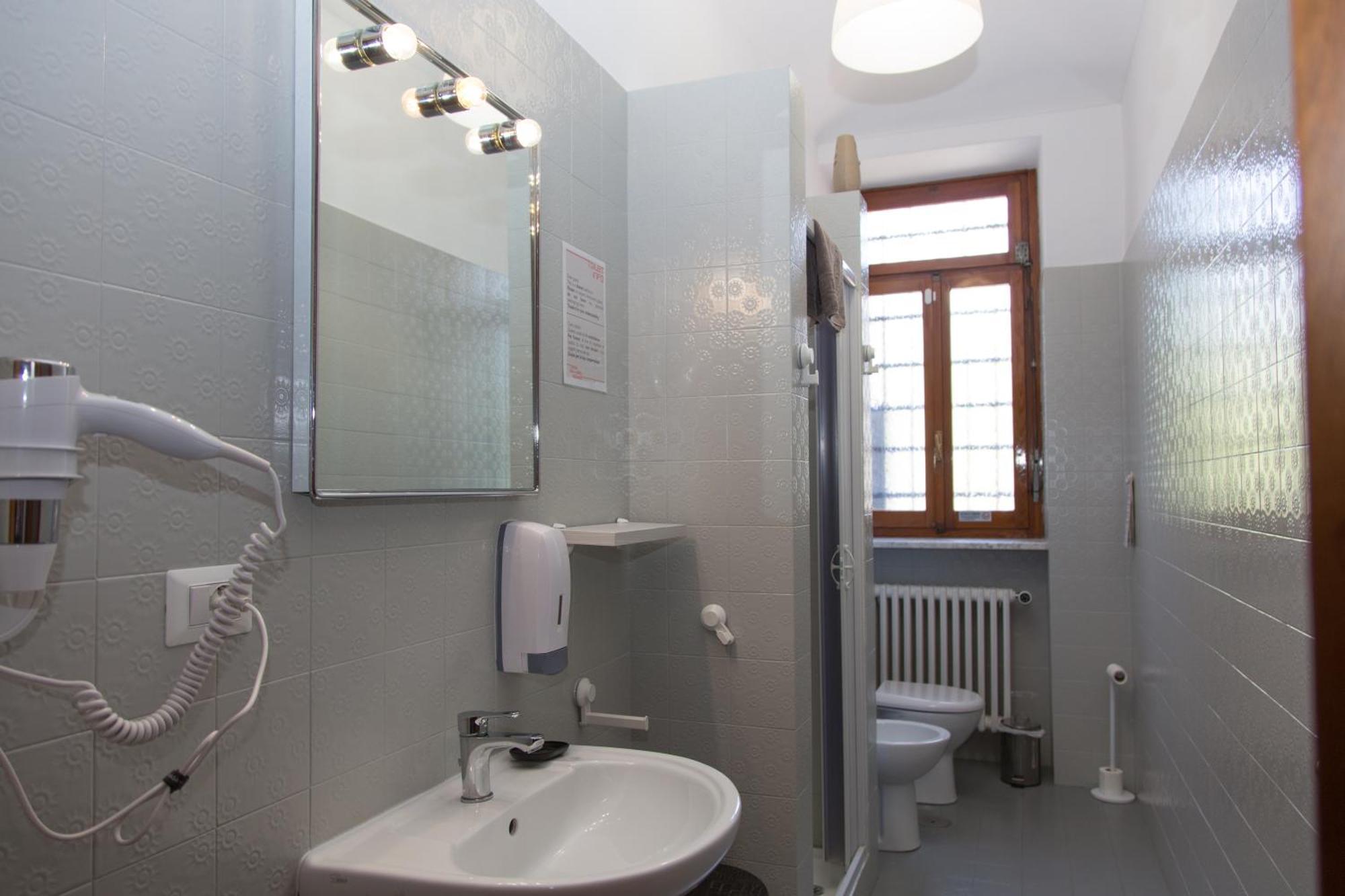 Guest House Turin Metro Young Turim Exterior foto
